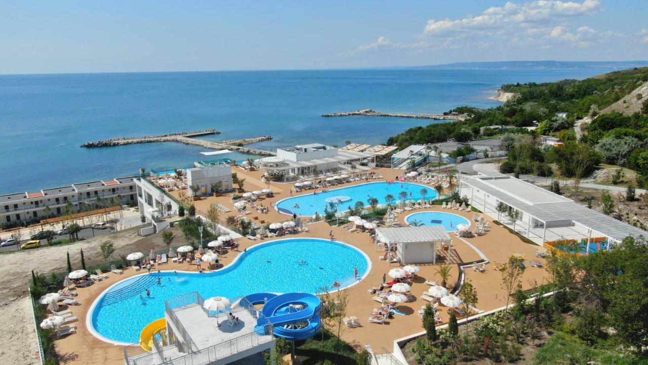 White Lagoon Resort カヴァルナ エクステリア 写真